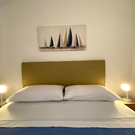 Blu Bordonaro * Cefalù